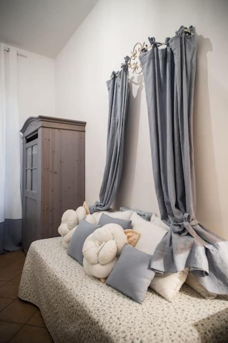 Piazza Erbe Luxury Apartment Verona Exterior photo