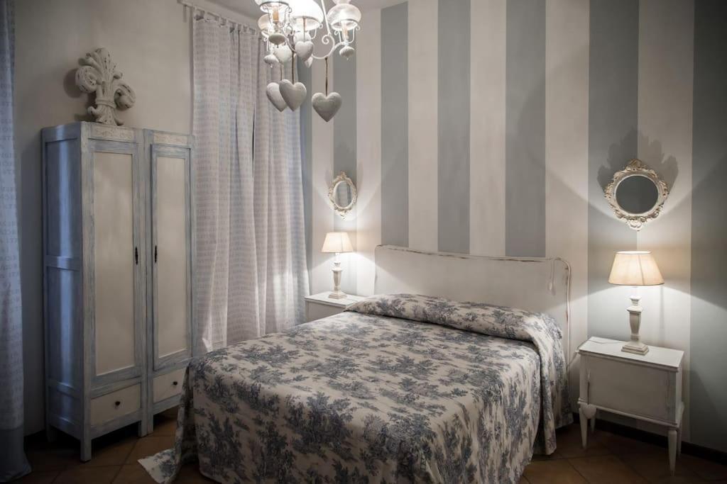 Piazza Erbe Luxury Apartment Verona Exterior photo